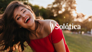 Explorando a Beleza Natural com a Lente Solótica Hidrocor